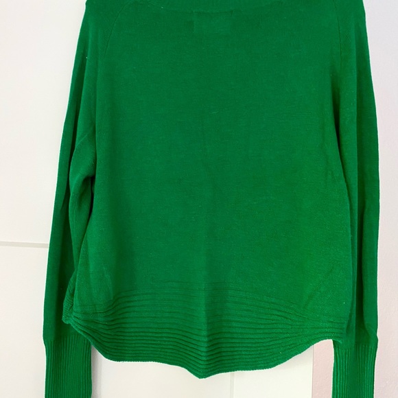 Green lightweight cropped sweater - Picture 4 of 7